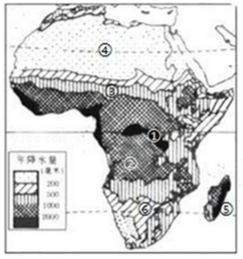 右图为非洲部分地区年降水量分布图,完成下列各题.
